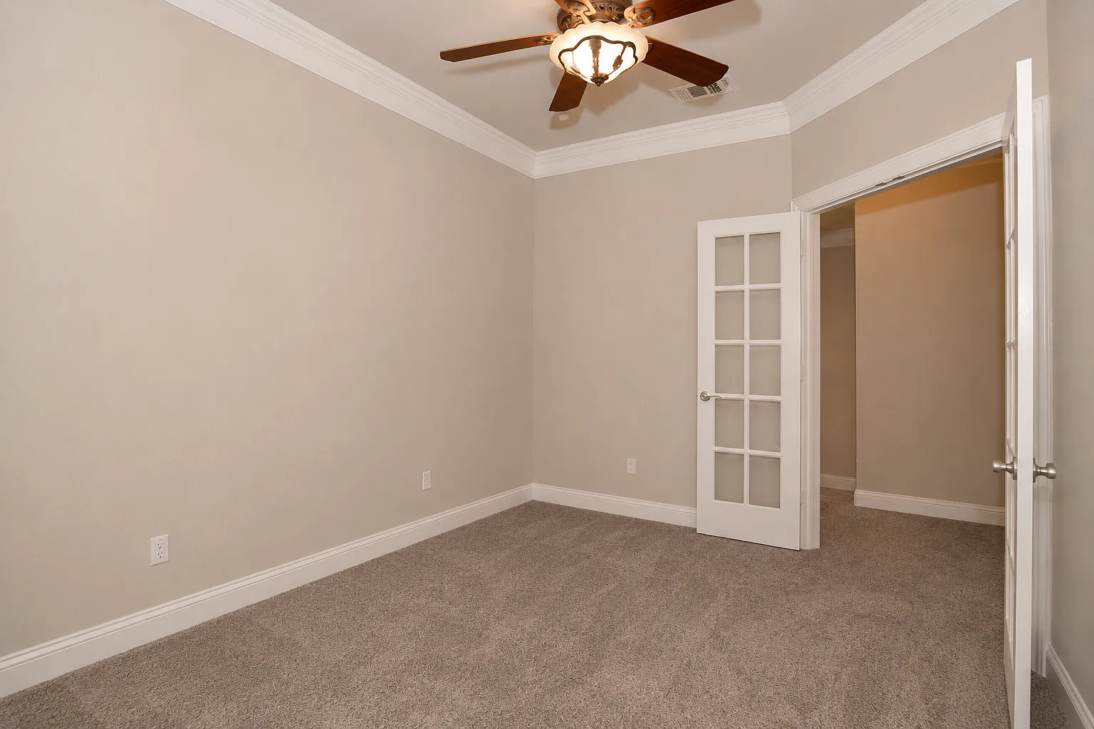 2 bed, 1750 sqft, $3,200 — Photo 3