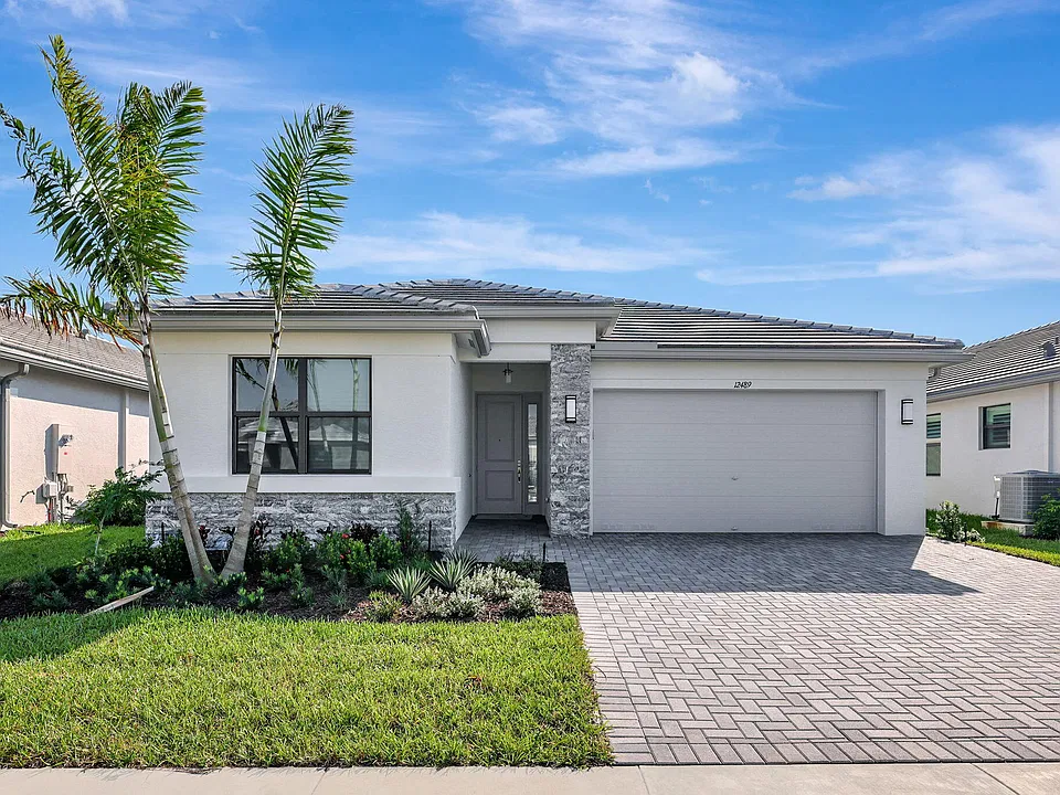 12489 SW Emerald Estuary Ter