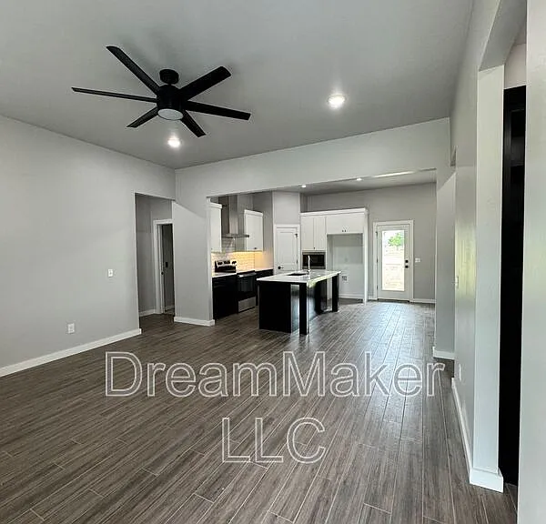 869 Apple Blossom Way — Photo 2