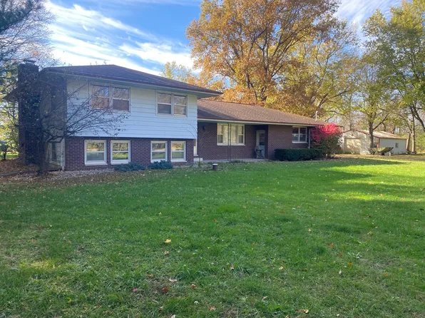 9233 Taylor Rd, Magnolia, IL 61336
