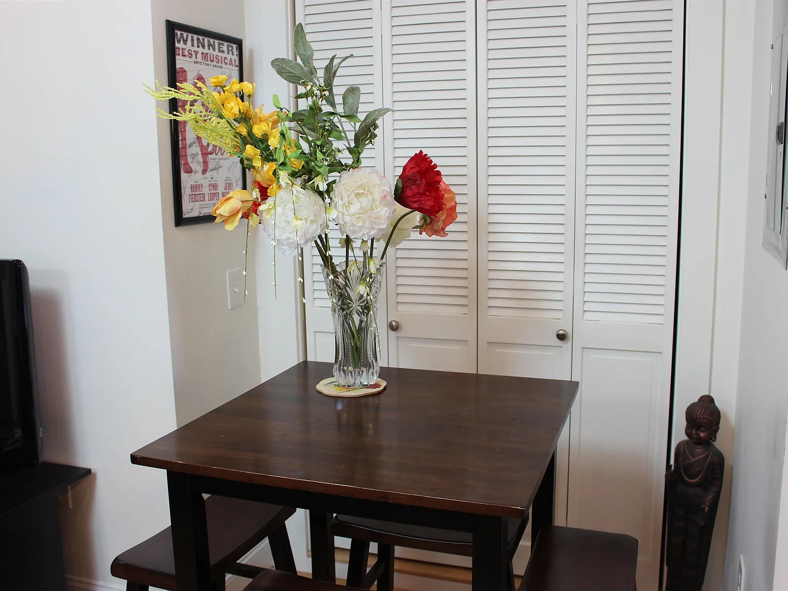 1 bed, 1.0 bath, 600 sqft, $3,000 — Photo 3