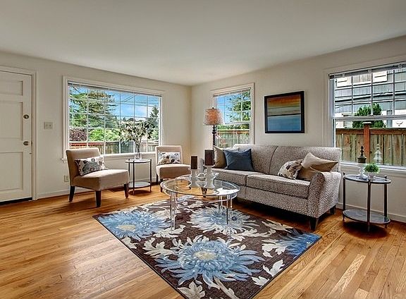 2nd image of 3018 31st Ave W #A