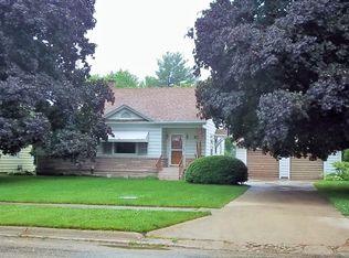 308 W Aplington St, Polo, IL 61064