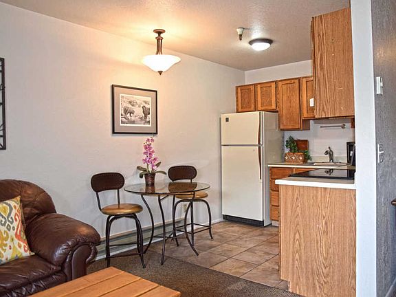 2nd image of 1940 Prospector Ave #311