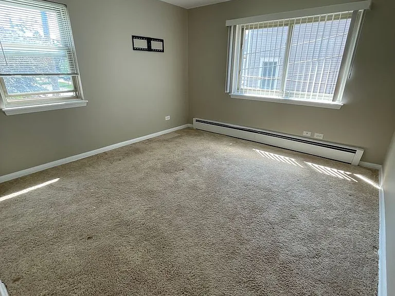 Welcome Home to 300 N Brockway Court — Photo 27