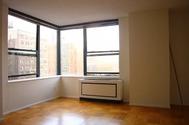 Rented by MNS | media 13