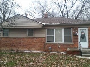 24131 Ridgedale Ave, Oak Park, MI 48237
