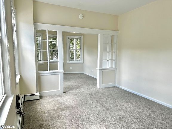 2nd image of 19 Bowers Ln #B