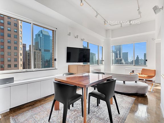 2nd image of 350 W 50th St APT 35B