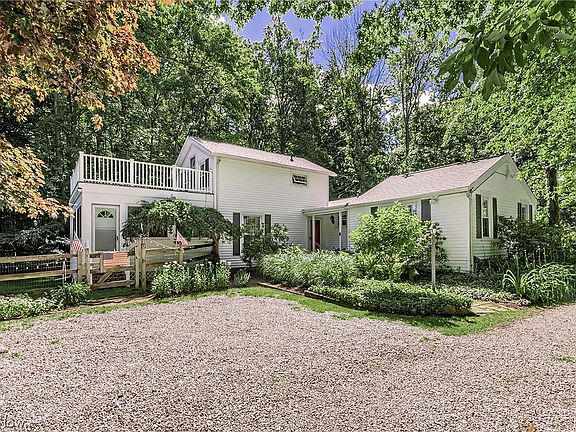 5th image of 15879 Hemlock Rd