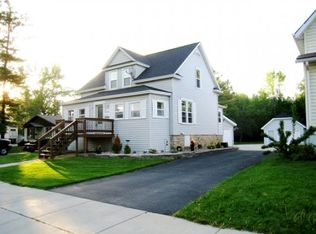335 E Pearl St, Seymour, WI 54165