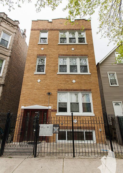 1st image of 2021 N Albany Ave APT Gdn