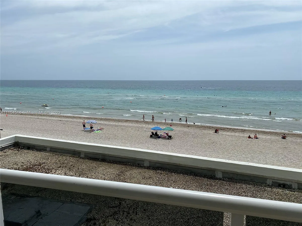 Building Photo - 3725 S Ocean Dr #301