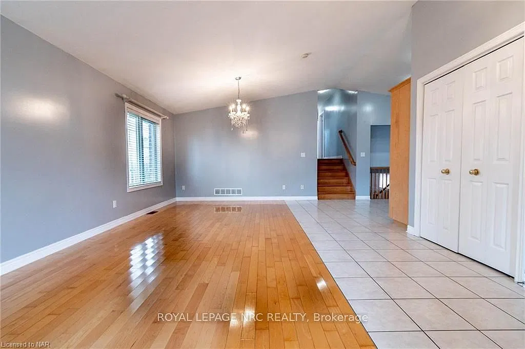 4 bed, $2,800 — Photo 2