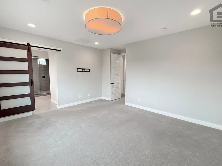 22038 N 28th Pl — Photo 29