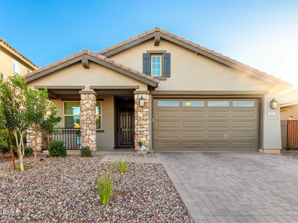 2841 W NEW RIVER Drive, San Tan Valley, AZ 85144