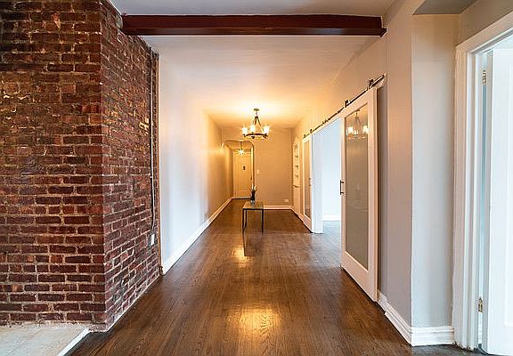 5th image of 15 Crooke Ave #6E
