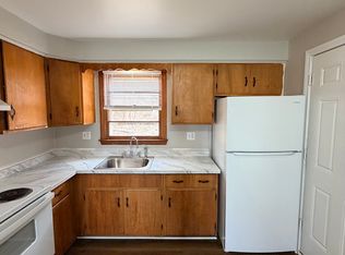 641 Newhall St #1L, Hamden, CT 06517
