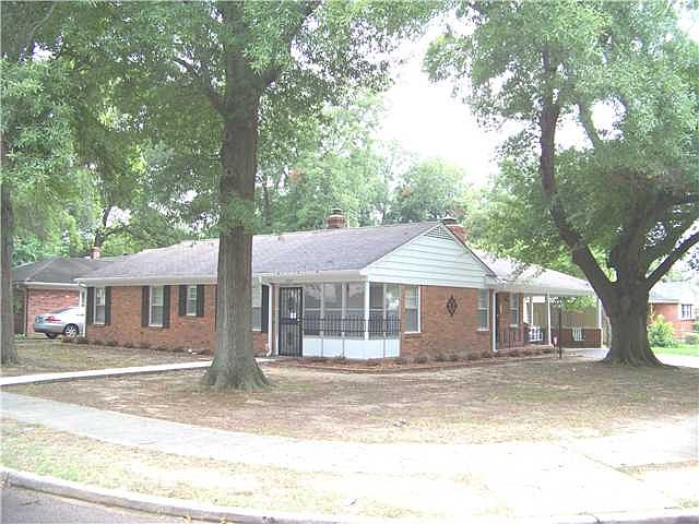 1st image of 1237 Dogwood Dr