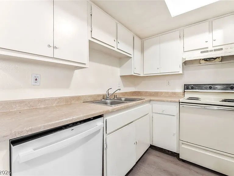 5309 W Cheyenne Ave #2 — Photo 10