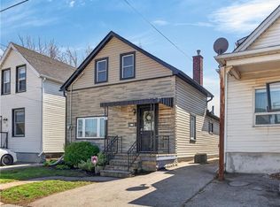 30 Cambridge Ave, Hamilton, ON L8H1T5