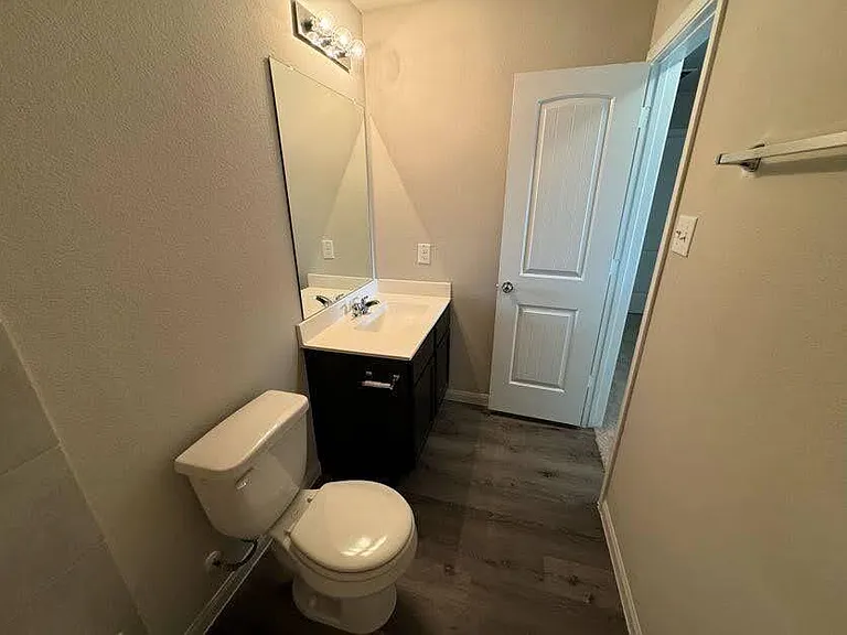 2218 Angie Kaye Dr — Photo 21
