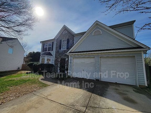2nd image of 4702 Ambridge Dr