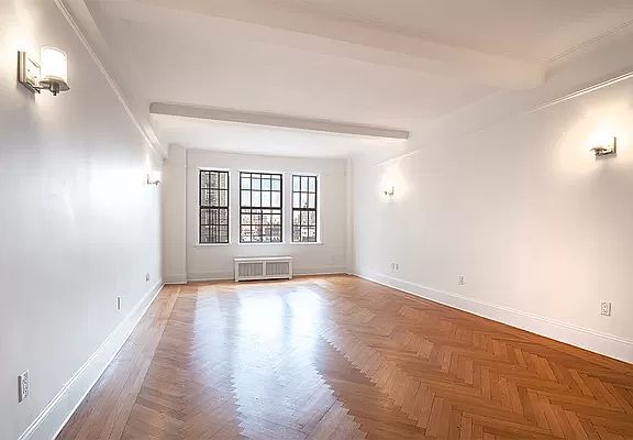 4th image of 124 W 79th St APT 3B