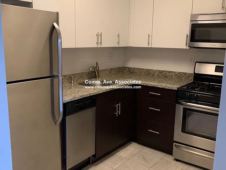 185 Freeman St #452 — Photo 4