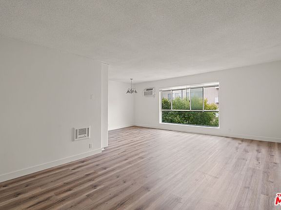 2nd image of 10653 Holman Ave APT 4