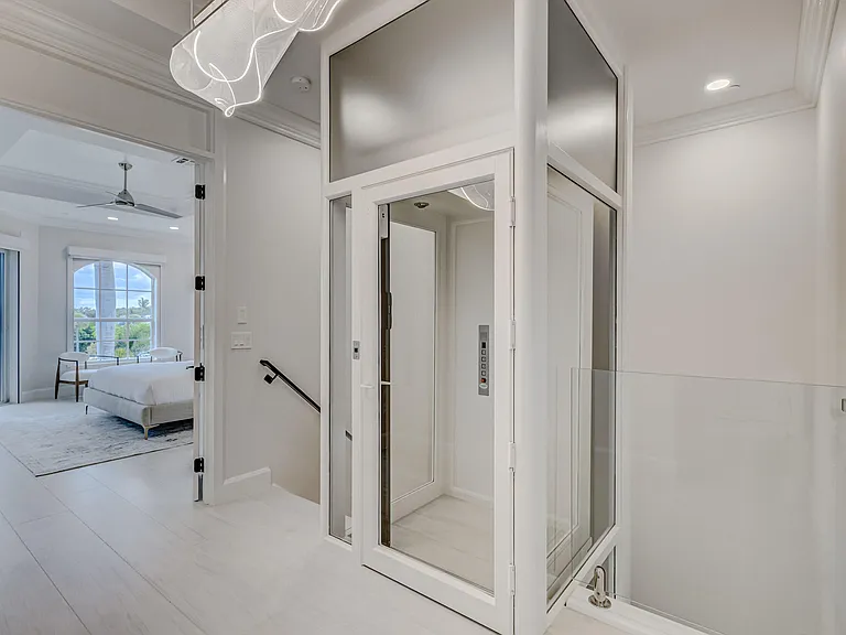 27 Marina Gardens Dr — Photo 52