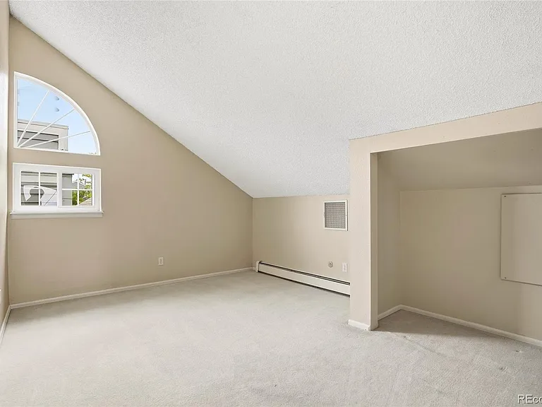 7448 Singing Hills Ct — Photo 17