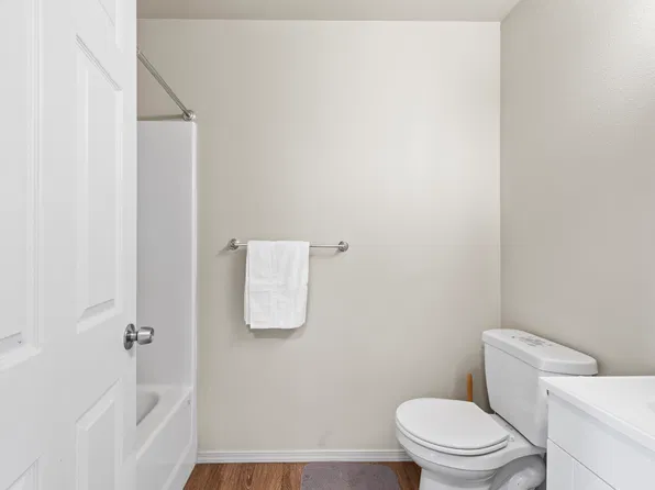 734 S Jean St #120, Kennewick, WA 99336