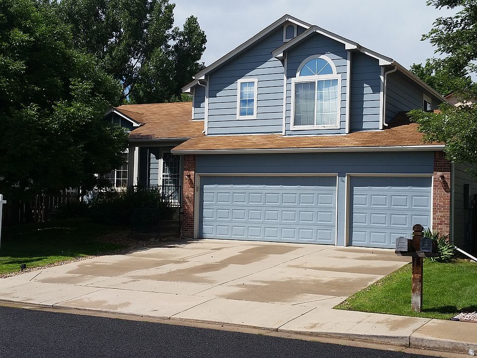 Three Car Garage