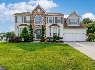 800 Gypsy Ln, Williamstown, NJ 08094