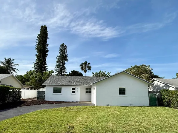 8241 NW 48th Street, Lauderhill, FL 33351