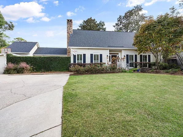 1112 Bristol Ct, Mobile, AL 36608