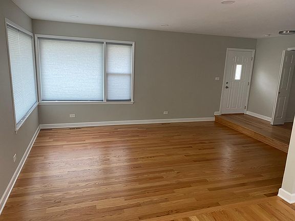 4th image of 8566 N Clifton Ave