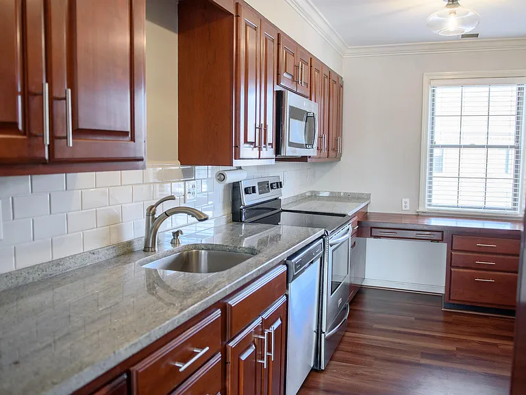 500 Market St #13L — Photo 6