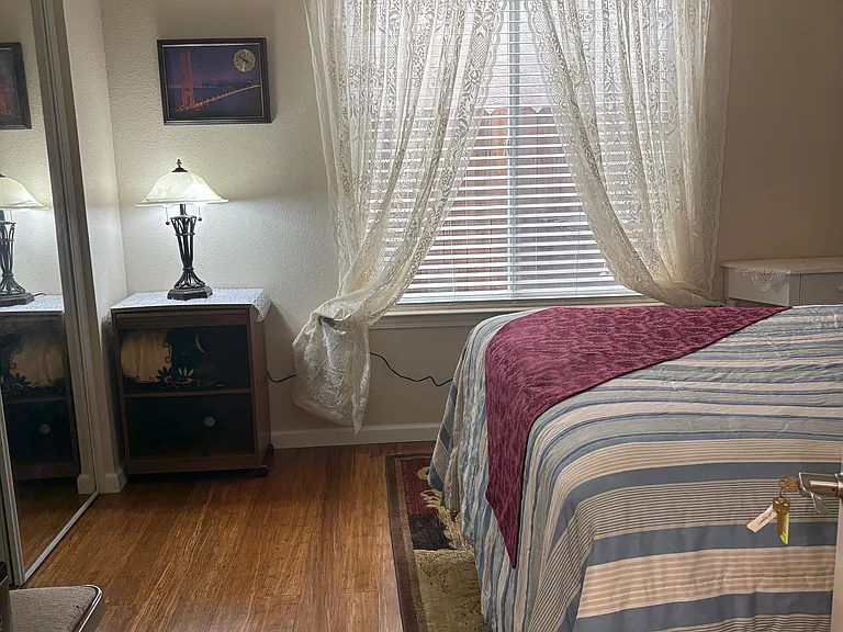 Another view of the room
