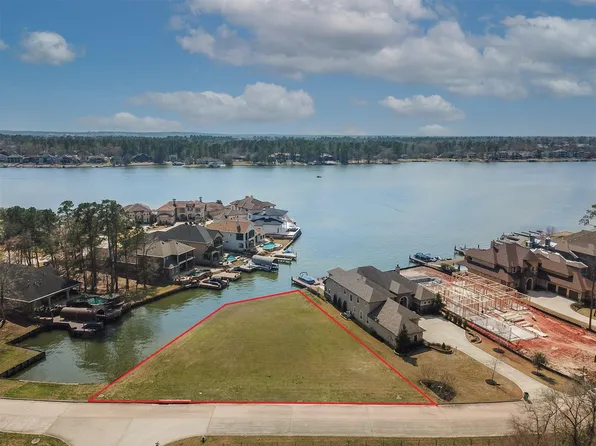 200 Marseille St, Montgomery, TX 77356