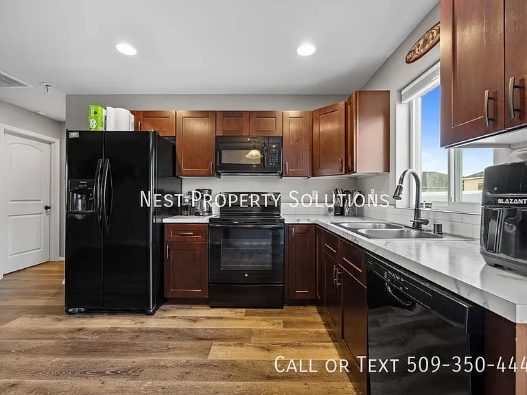 413 S Trillium Way — Photo 6