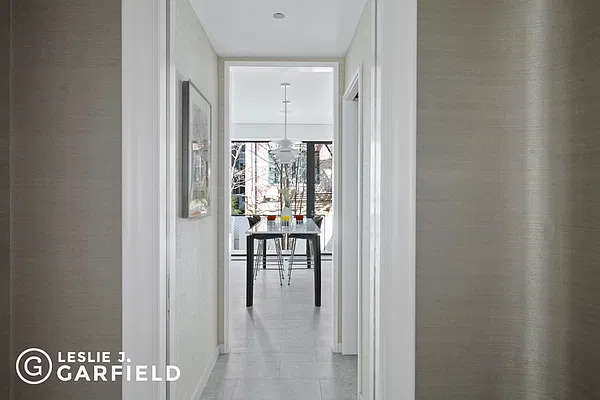 Sold by Leslie J. Garfield | media 20