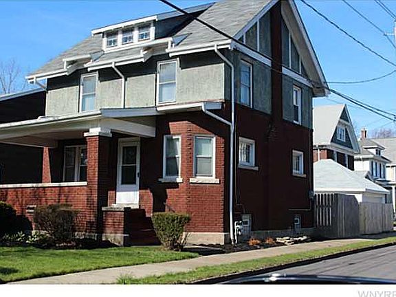 2nd image of 3936 Washington St