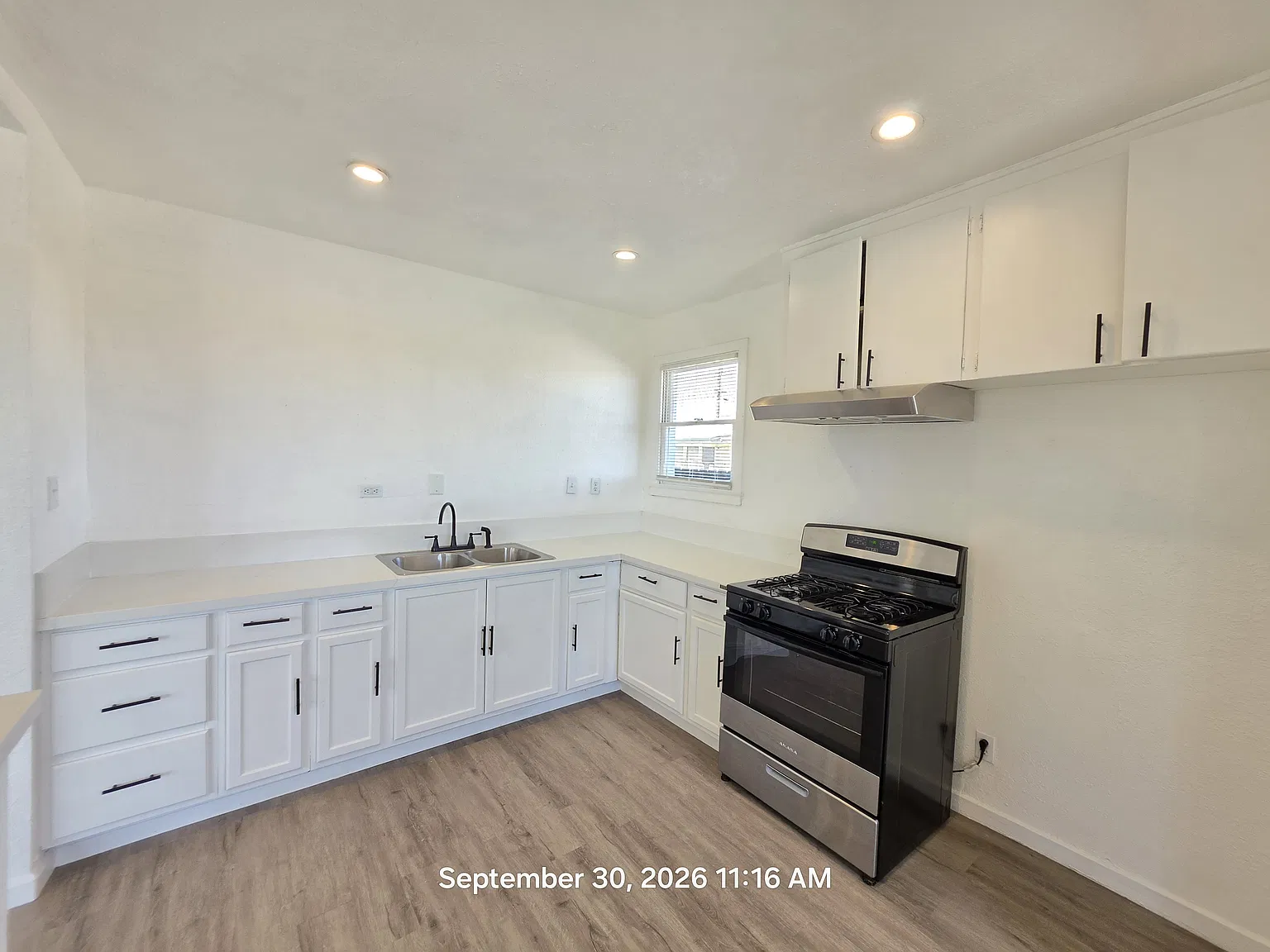 13057 Davenport St — Photo 4