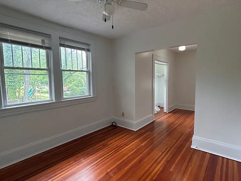 505 Camilla St SE — Photo 21