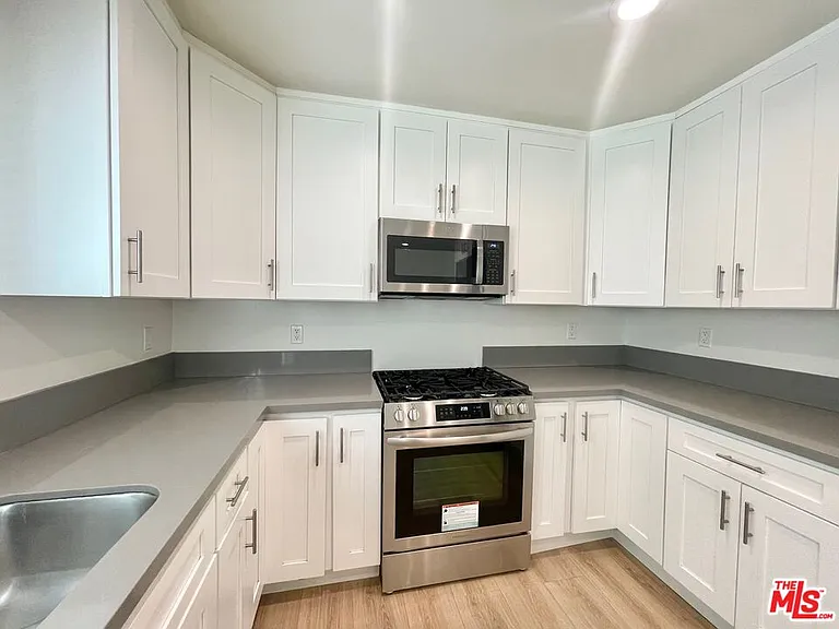 4441 Tujunga Ave #3 — Photo 12
