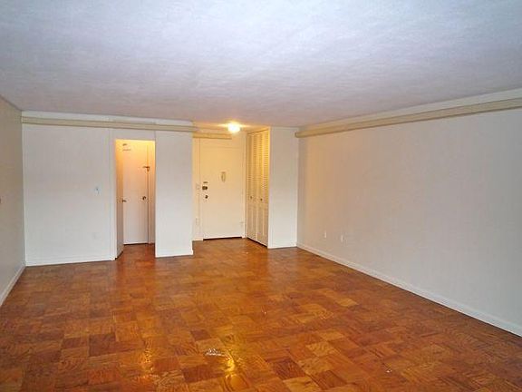 2nd image of 102 Monmouth St #401