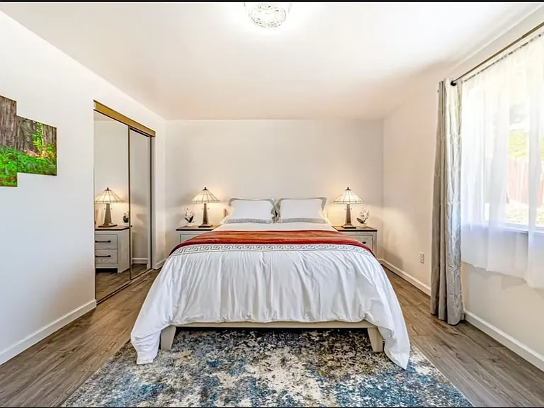 4190 Hillside Ct — Photo 34