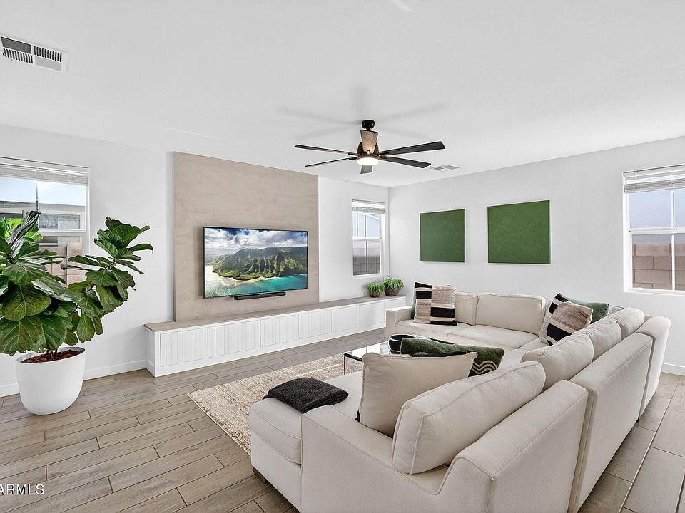 1st image of 5536 S KEENE --